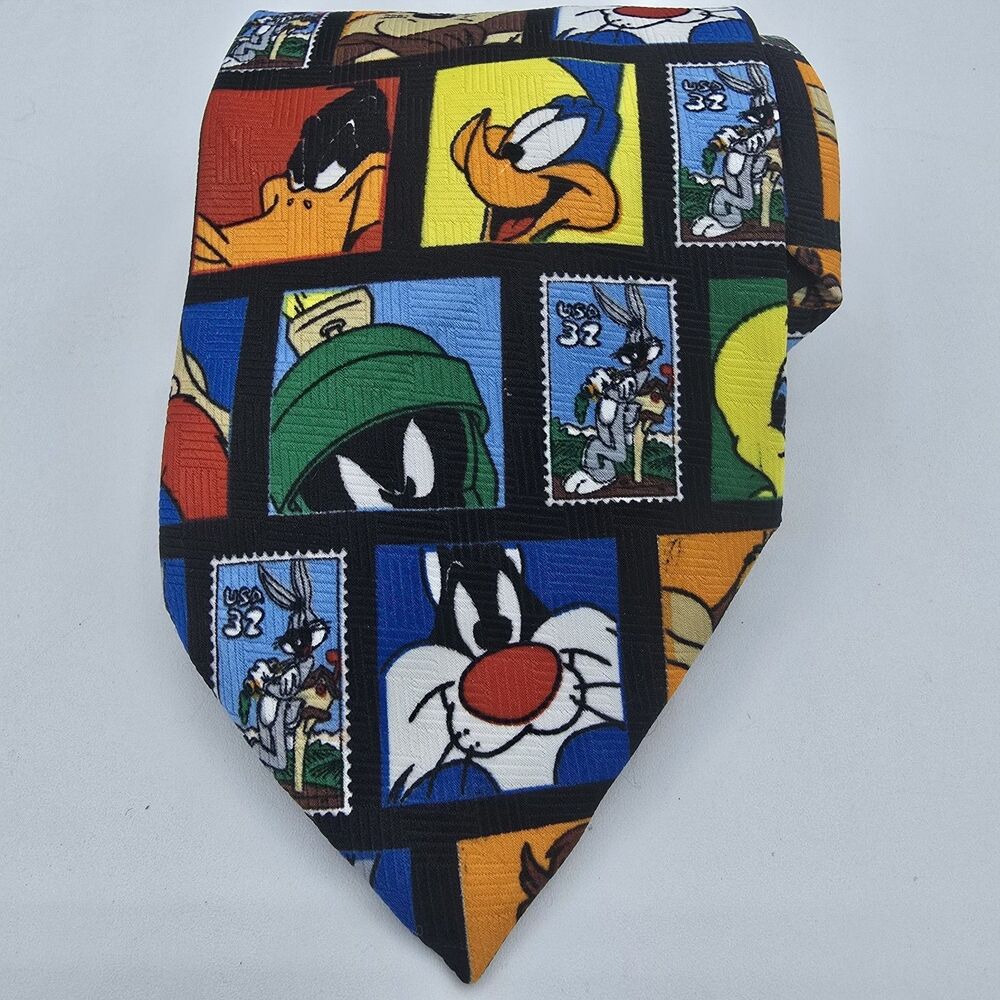 Mens Necktie Vintage Looney Tunes Mania Plaid 55" x 4" Taz Porky Silvester